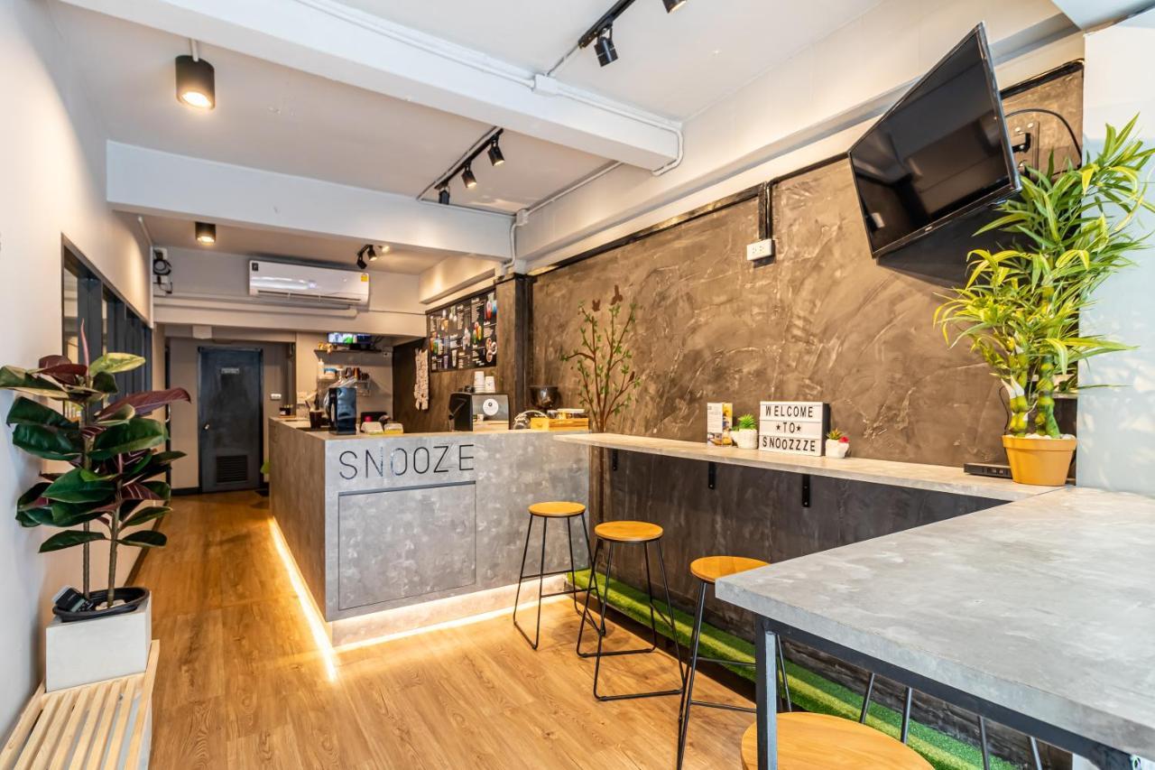 Snoozzze Hostel ใกล้รถไฟฟ้า ย่านบางรัก (Adults Only) Bangkok Exterior photo